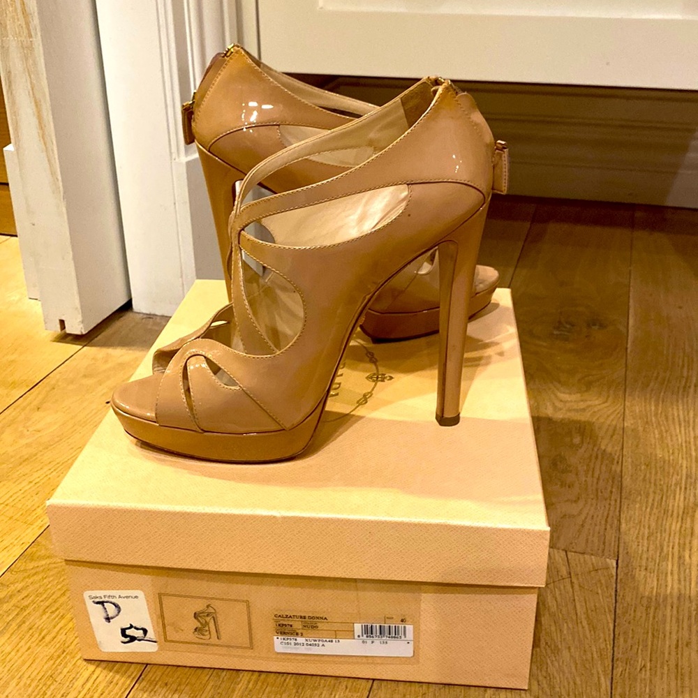 Prada platform pump nude size 40 gently worn twice